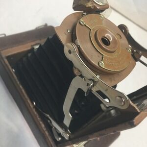 Antique Kodak Camera 37610 (Not tested)